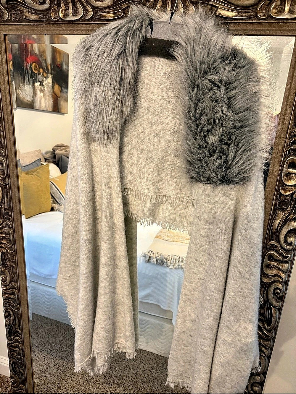 Cabi Gray Faux-Fur Collar Wrap    Like New.  New Arrivals are limited